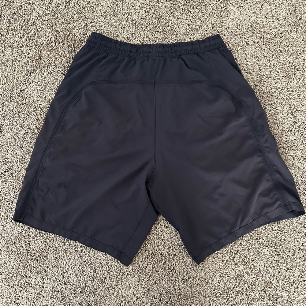 Lululemon Pace Breaker Short 9” Liner-less Size Medium Black - Picture 2 of 3